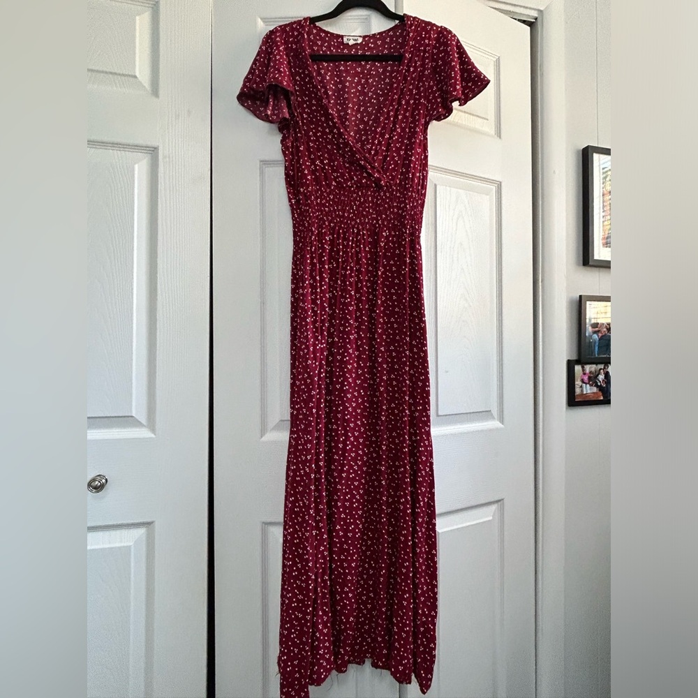 Beautiful red dress 🌹